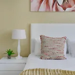 Charming Central Sea Point Haven 50M To Ocean