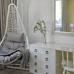 Charming Central Sea Point Haven 50M To Ocean