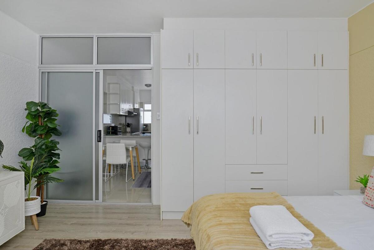 Charming Sea Point Haven 50m To Ocean Le Cap
